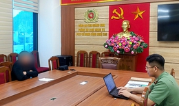 Triệu tập nam thanh niên đăng tải video cắt ghép đối tượng buôn ma túy nhún nhảy ở trụ sở công an
