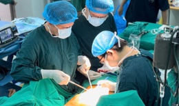 Cô gái ở Nam Định có khối u đến 6 cm dù không triệu chứng