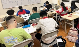 Dạy thêm ngoài nhà trường: Trung tâm nào hợp pháp?