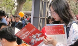 Bộ GD&ĐT 'gỡ rối' cách quy đổi điểm xét tuyển đại học 2025