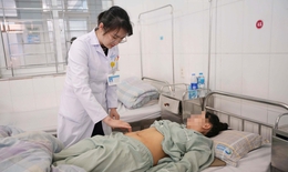 Cô gái 26 tuổi có khối u nang tuyến thượng thận hiếm gặp