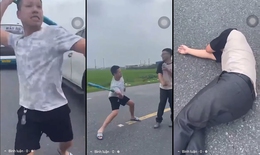Sáng 1/5: Xô xát sau va chạm xe, gã tài xế hung hãn cầm gậy bóng chày đánh gục người đàn ông