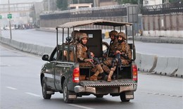 Ấn Độ và Pakistan nhất trí ngừng bắn ngay lập tức