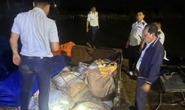 Ngăn chặn tàu vận chuyển 60 tấn đường cát có dấu hiệu vi phạm nguồn gốc, nhãn mác