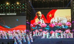 Lắng đọng chương trình nghệ thuật "Hồ Chí Minh – Người là niềm tin tất thắng"