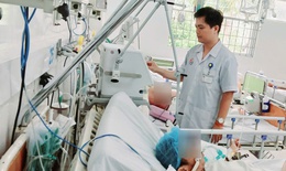 Chuyện bác sĩ túc trực ở nơi sự sống mong manh nhất