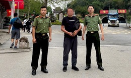 Trục xuất người nước ngoài nhập cảnh Việt Nam giả làm nhà sư hành nghề khất thực