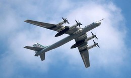 Nga tăng cường oanh tạc cơ Tu-95MS ở Bắc Cực