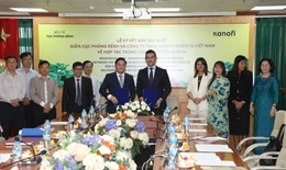 Hợp t&#225;c th&#250;c đẩy hoạt động ti&#234;m chủng trọn đời tại Việt Nam