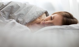 5 thói quen buổi tối giúp cơ thể trẻ lâu