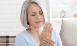 Lý do nam giới mắc gout cao gấp 10 lần nữ giới