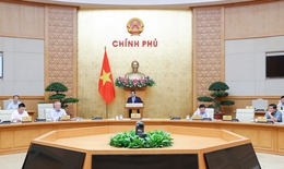 Thủ tướng: Để đạt tăng trưởng từ 8% trở l&#234;n đ&#242;i hỏi phải nỗ lực rất lớn do th&#225;ch thức thuế quan của Hoa Kỳ