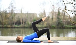5 bài tập tác động thấp giảm mỡ bụng mà không gây đau khớp