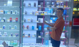 Đột nhập siêu thị Media Mart lúc nửa đêm, gã thanh niên trộm nhiều điện thoại, máy tính xách tay