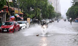 Chiều tối nay miền Bắc tái diễn mưa dông mạnh kèm lốc sét
