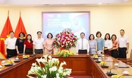 Thứ trưởng Bộ Y tế Nguyễn Thị Liên Hương thăm, chúc mừng các cơ quan báo chí, truyền thông nhân Ngày Báo chí cách mạng Việt Nam