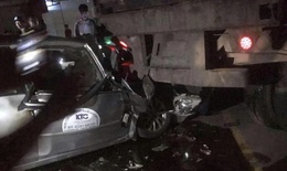 Tai nạn trong đ&#234;m, 5 th&#224;nh vi&#234;n gia đ&#236;nh thương vong