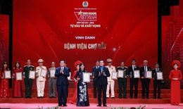 Bệnh viện hạng đặc biệt của Bộ Y tế ở phía Nam được vinh danh 'Vinh quang Việt Nam'
