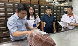 Bộ Y tế đấu tranh quyết liệt, không có vùng cấm với  buôn lậu, hàng giả lĩnh vực y tế