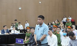 Hậu &#39;Ph&#225;o&#39; khai g&#236; về qu&#225; tr&#236;nh thao t&#250;ng c&#225;c cựu quan chức để th&#226;u t&#243;m dự &#225;n?