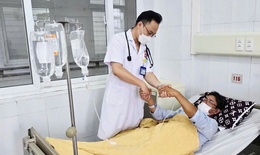 Ăn con so biển, người đàn ông phải nhập viện cấp cứu