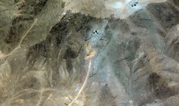 Ảnh vệ tinh tiết lộ hoạt động khôi phục cơ sở hạt nhân của Iran sau không kích