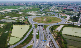Cao tốc Hà Nội - Bắc Giang quá tải, vì sao Bộ Xây dựng vẫn bác đề xuất mở rộng?