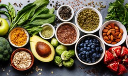 Ăn g&#236; để chậm l&#227;o h&#243;a, gi&#250;p trẻ l&#226;u?