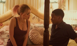 Xem phim Sex Education gi&#250;p vợ chồng t&#236;m lại cảm x&#250;c để cứu v&#227;n h&#244;n nh&#226;n