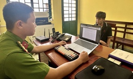 Đột nhập c&#244;ng ty l&#250;c nửa đ&#234;m, thanh ni&#234;n trộm hơn 74 triệu về giấu tr&#234;n g&#225;c x&#233;p