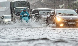 Cao điểm mưa lớn ở miền Bắc, lũ trên nhiều sông lên nhanh