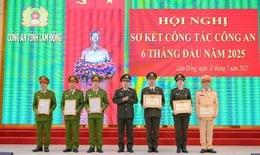 Thưởng nóng các đơn vị phá vụ án bắt giữ người thân của 'con nợ' để đòi 810 triệu đồng
