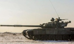 Khả năng sống s&#243;t v&#244; song của xe tăng từ thời Hồng qu&#226;n Li&#234;n X&#244; giữa chiến trường Ukraine
