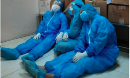 Cải cách đãi ngộ với cán bộ y tế là nhu cầu cấp bách