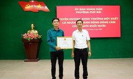 Khen thưởng thanh ni&#234;n dũng cảm cứu người đuối nước ở Huế