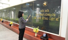 Bộ trưởng Đào Hồng Lan dâng hương, tri ân các Anh hùng, Liệt sĩ ở Điện Biên và kiểm tra hoạt động của Trạm Y tế sau sáp nhập