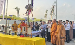 Cầu siêu tưởng niệm 39 nạn nhân vụ lật tàu du lịch trên Vịnh Hạ Long