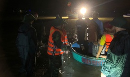 Vinh danh ba công dân cứu 34 người giữa đêm giông lốc