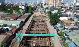 Hà Nội: Nhiều công trình xây dựng thiếu giàn giáo, rào chắn, hồ sơ chưa đạt