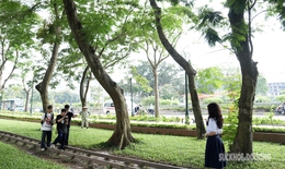 Công viên Thống Nhất 'biến hình' sau khi hạ rào