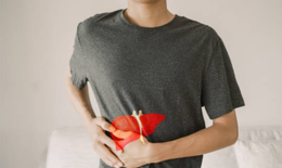 Những thói quen buổi sáng vô tình gây hại gan