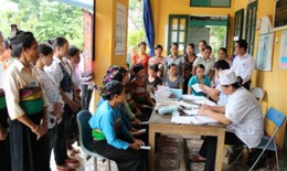 Khi b&#224; mẹ, trẻ em được ưu ti&#234;n h&#224;ng đầu trong chăm s&#243;c sức khỏe v&#224; dinh dưỡng