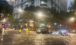 Cảnh b&#225;o mưa d&#244;ng ở H&#224; Nội chiều nay