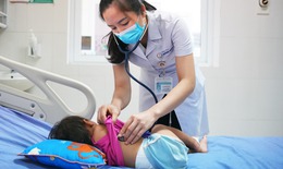 Cứu sống ch&#225;u b&#233; 21 th&#225;ng tuổi bị rắn độc cắn