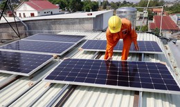 Hỗ trợ lắp điện mặt trời mái nhà phải đi vào thực tế, đáp ứng kỷ nguyên xe điện