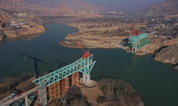 Đứt cáp cầu đang xây ở Trung Quốc: Số người thiệt mạng tăng mạnh