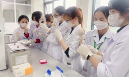 N&#243;ng: Điểm chuẩn c&#225;c trường Y Dược năm 2025 ch&#237;nh thức được c&#244;ng bố