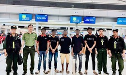 Trục xuất nhóm người Bangladesh lợi dụng du lịch ở lại làm việc 'chui' 