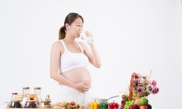 Ăn thế nào để con thông minh, khỏe mạnh ngay từ trong bụng mẹ?