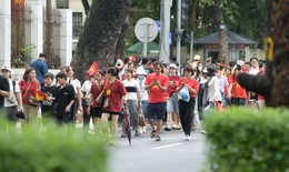 Từ chiều nay, H&#224; Nội chuyển kh&#244; r&#225;o v&#224; m&#225;t mẻ thuận lợi cho buổi sơ duyệt diễu binh, diễu h&#224;nh 